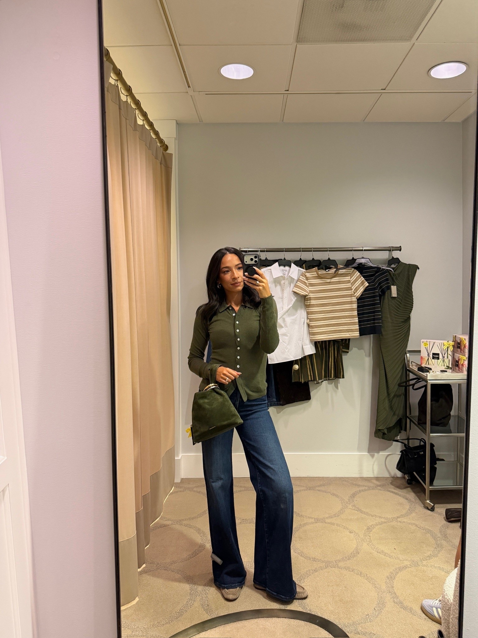 Fall outfit 🍁🍂 Wearing size S wool cardigan long sleeve shirt, jeans fit tts 

fall fashion, nsale, nordstrom sale, nordstrom anniversary sale, nordstrom sale outfit, sale outfit, fall shoes, mom outfit, postpartum outfit, casual outfit, casual chic outfit, mother jeans, designer jeans

#LTKSaleAlert #LTKSeasonal