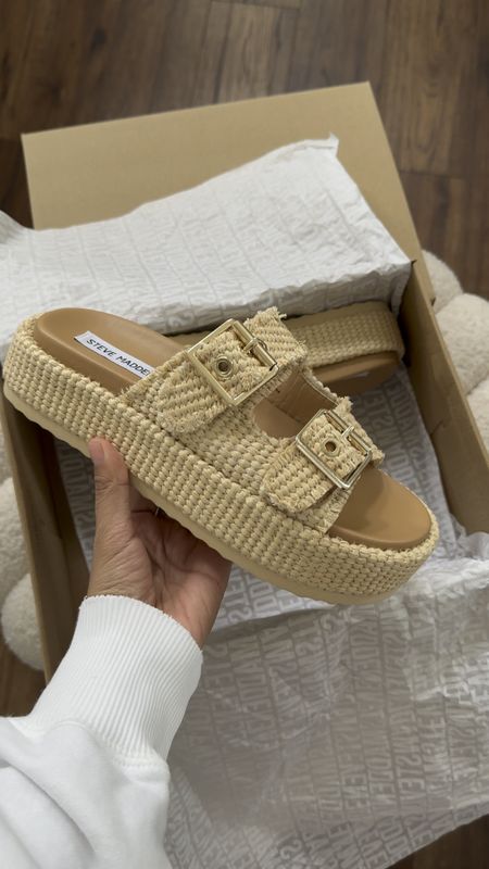 Summer Sandals
Steve Madden Sandals, beach sandals, double buckle sandals, trendy shoes, vacation sandals 

#LTKshoecrush #LTKVideo