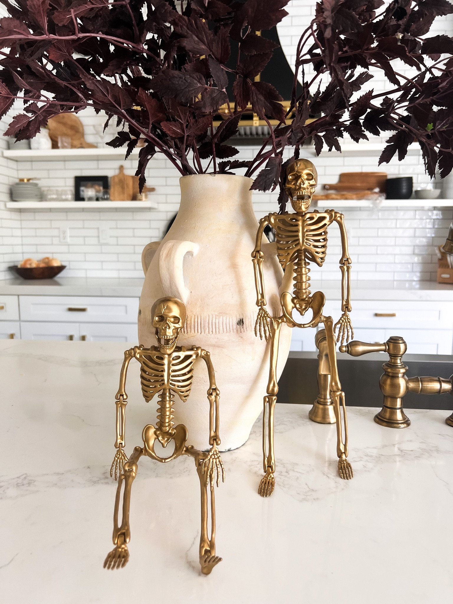 Skeleton decor! These are spray painted 16” skeletons that come in a set of 5. They are pose-able and perfect to add to your Halloween  decor. 

Skeleton decor
Fall home
Halloween decor
Halloween home
Gold skeleton
Fall kitchen


#LTKHoliday #LTKSeasonal #LTKHalloween