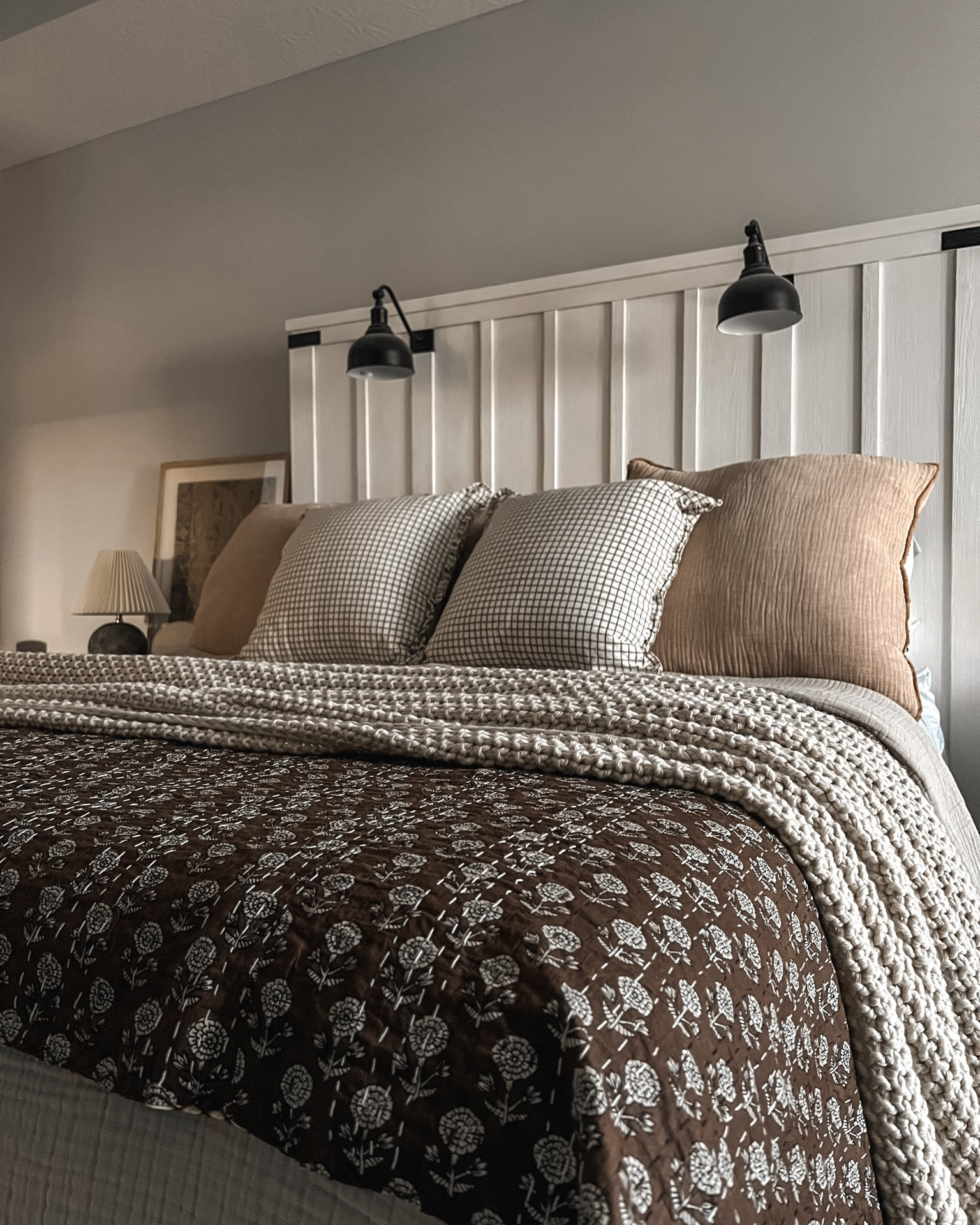 My chunky knit throw is ON SALE for Target’s Circle Week! I use this all year round as an extra cozy layer!

Bedding, bedroom styling, bedroom furniture, cozy home finds, Target finds, farmhouse bed, quilt, bed blanket, throw blanket

#LTKHome #LTKSaleAlert