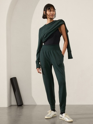 Coaster Luxe High Rise Jogger | Athleta