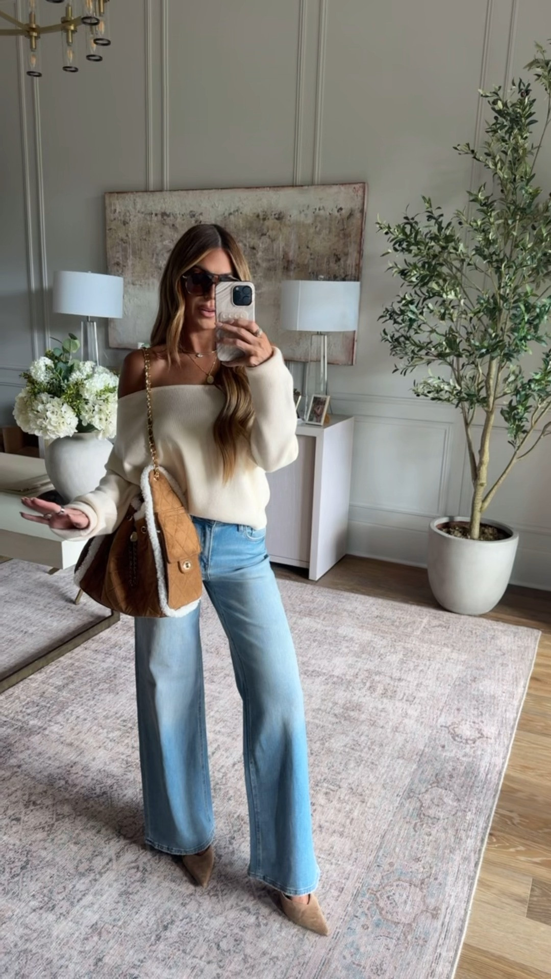 wearing a small sweater and 26 in denim! 

use code hollie40! 

 