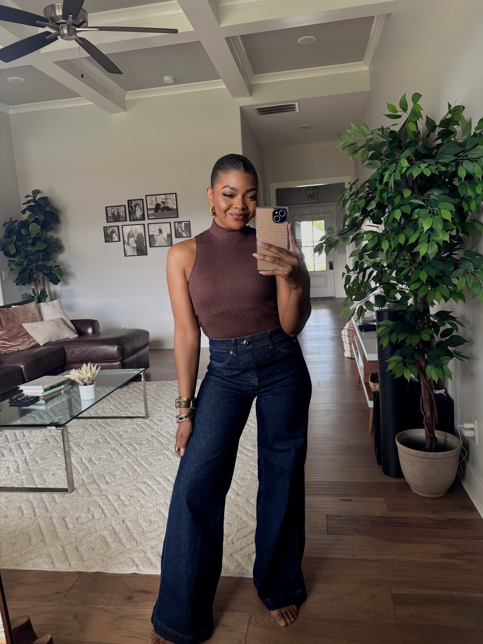 Your new favorite jeans are here!
Wearing size small in the @spanx wide-leg denim—linked everything for you on LTK! Code JASMINEMXSPANX works too.


#LTKWorkwear #LTKStyleTip #LTKSeasonal