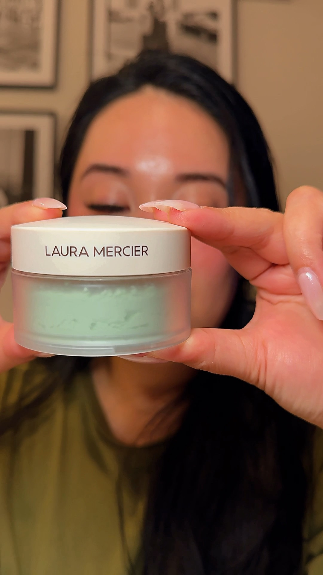 Can a setting powder actually blur redness? Apparently yes 👏 I intentionally over-applied blush to test the Laura Mercier Translucent Loose Setting Powder — and the results speak for themselves. Save this if you over-do your blush! 💕
#LauraMercier #SettingPowder #MakeupTips #BeautyReview #RednessCorrection #MakeupHacks