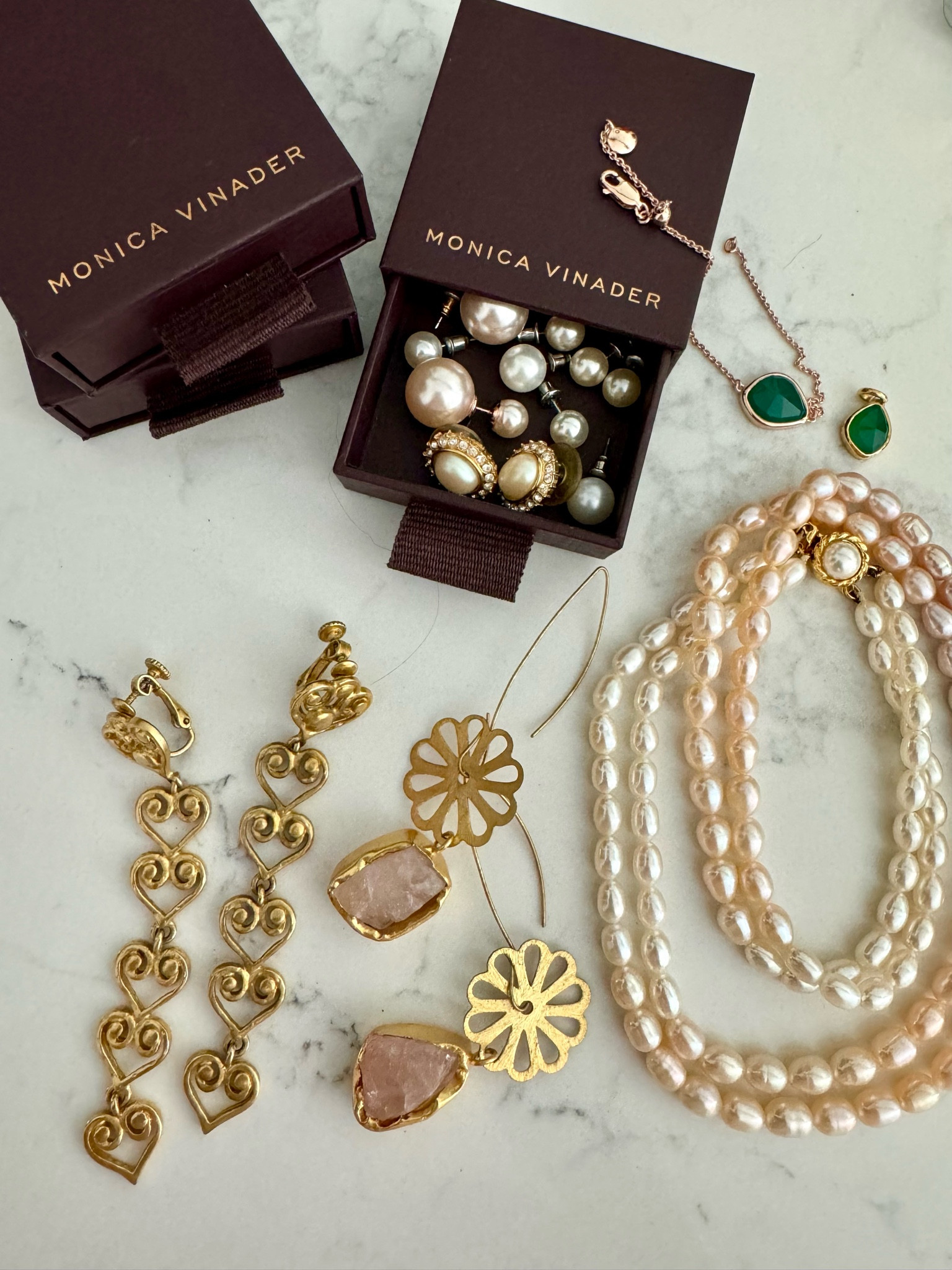 You can't ever go wrong with pearls... 

#mothersdaygiftguide #pearls #motherday 

#LTKGiftGuide