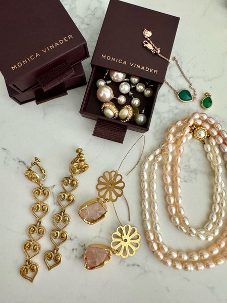 You can't ever go wrong with pearls... 

#mothersdaygiftguide #pearls #motherday 

#LTKGiftGuide