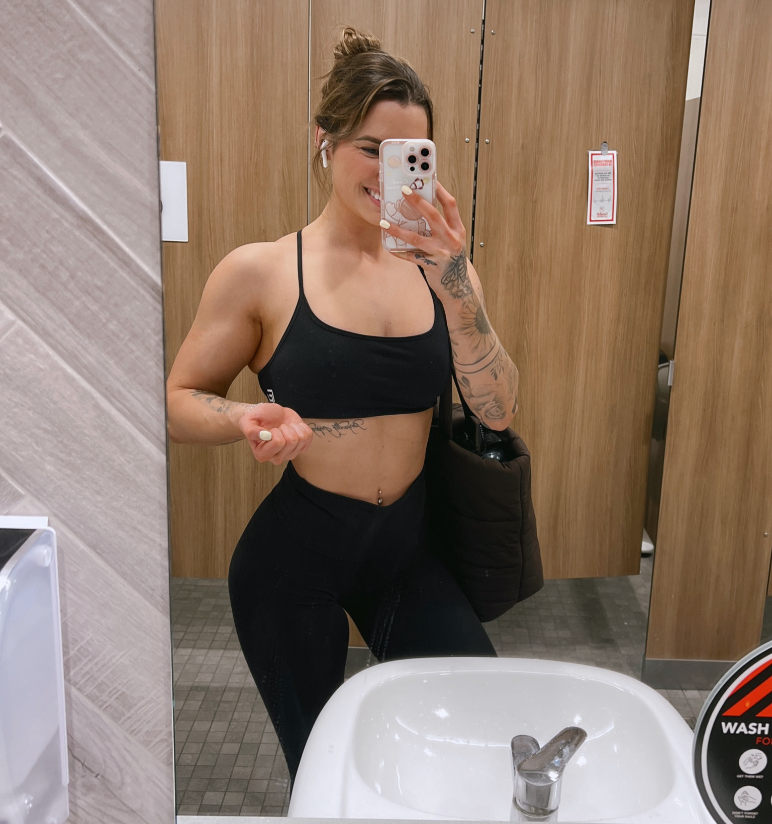 Cute cozy gym fit🫶🏼🙈

#LTKSpringSale #LTKfindsunder100 #LTKfitness