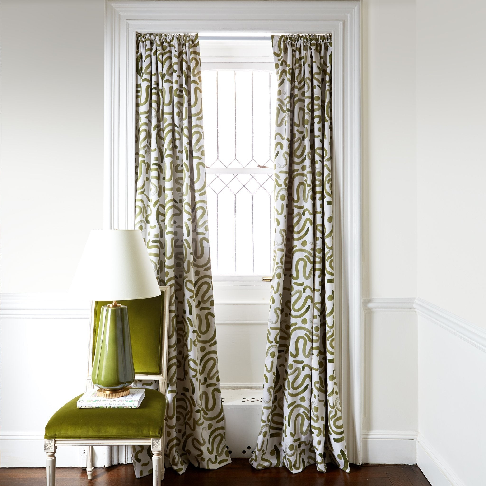 Hockney Moss Curtain | Pepper