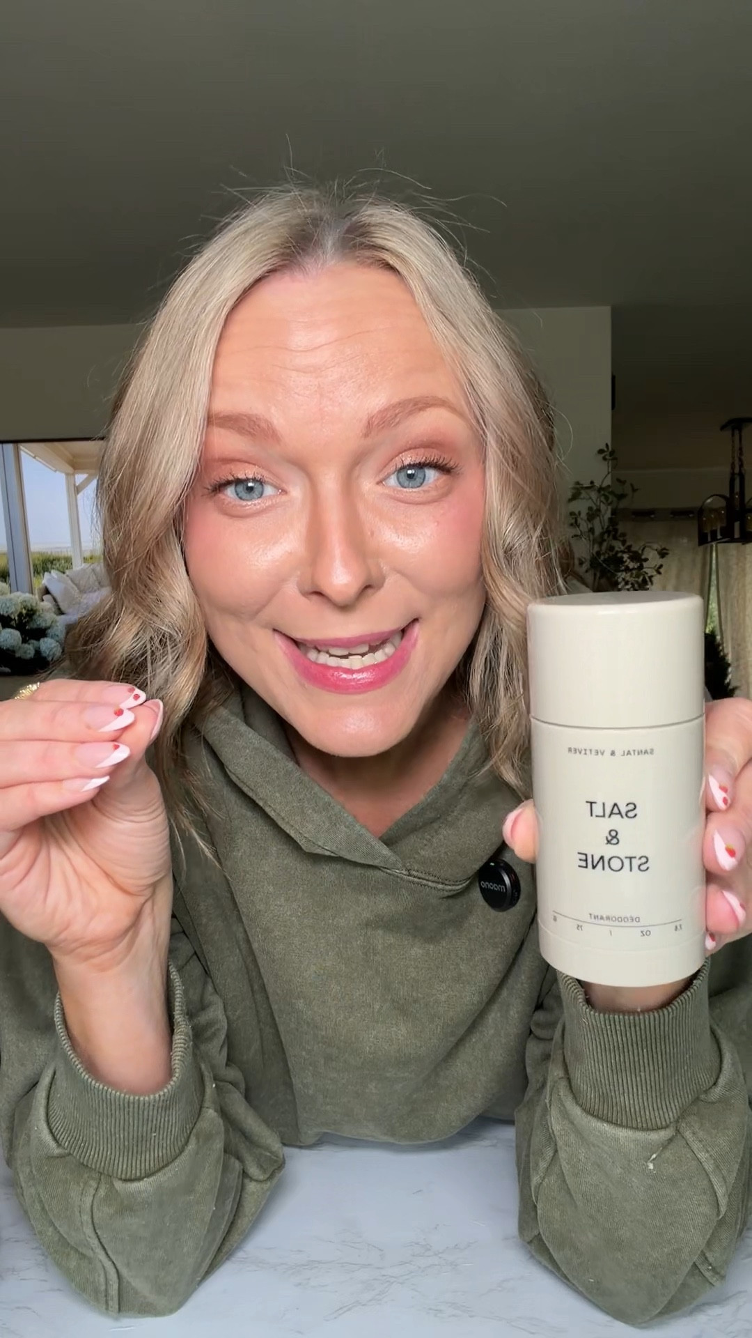 My go-to clean deodorant is Salt and Stone and it ACTUALLY works!

#saltandstone #deodorant #naturaldeodorant #cleandeodorant 