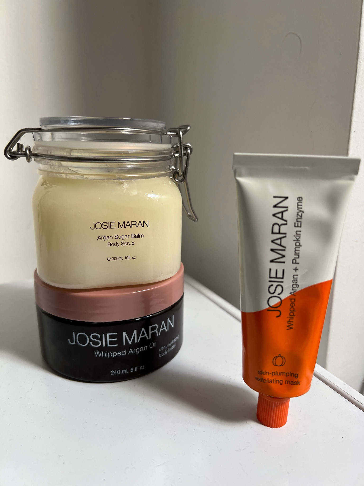 My two favorite Josie Maran products that I can’t live without especially during the winter plus a new mask to try out! 

#LTKSeasonal #LTKbeauty #LTKGiftGuide