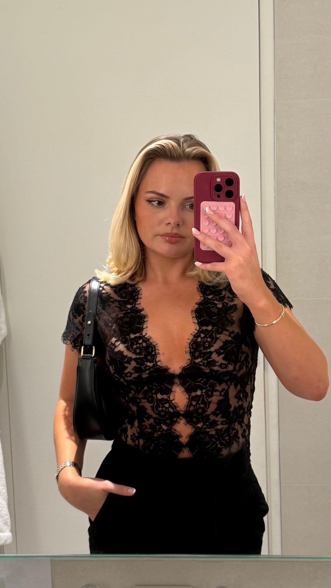 This top is like a piece of ART 🥲🥲 I’ve also linked similar xx