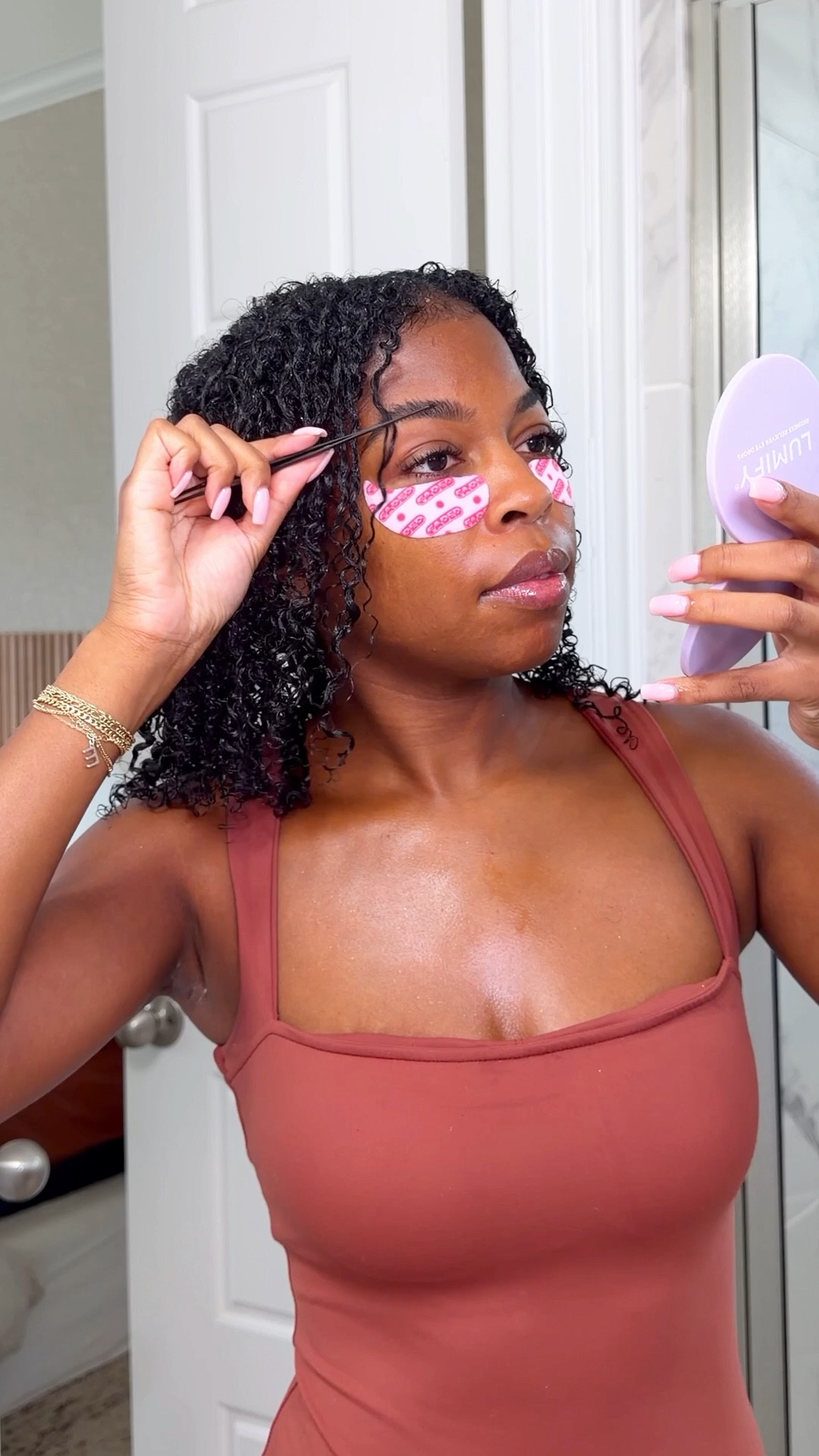 DIY Beauty Maintenance at Home Ep. 2 🤎

Still beating the tired mom allegations over here 😂✨. This week’s reset included reviving my curls (after noticing a little heat damage on one side 🫠), refreshing my wash & go, a quick upper lip wax, and whitening my teeth.

the small things that help me feel put together even during a busy mom week.✨

Products used:
• Redken Acidic Bond Curl Shampoo + Conditioner
• @aphogee 2 Minute Reconstructor (curl revival 🤭)
• @michebeauty Anti-Humidity Gel
• @sally_hansen Pre-made facial wax strips
• Crest Express Whitening Strips

✨ Everything is linked on my LTK

What’s the one thing that makes you feel instantly more put together?
it’s definitely lashes and brows oh and nails for me! I can’t pick one 🤣

#momlife #explore #naturalhair #beautyroutine #hair

#LTKootd #LTKSpringSale #LTKdayinmylife