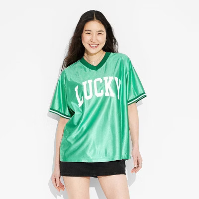 Women's St. Patrick's Day Lucky 07 Graphic Jersey - Green XS | Target