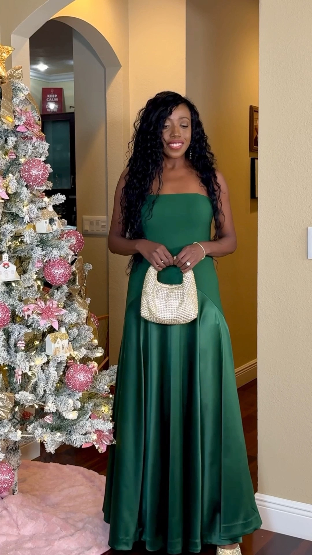 My dress is true to size. I’m wearing a small (6). 

Holiday Outfit, Holiday Dress, Wedding Guest, Christmas Outfit, Ootn, 

#LTKSeasonal #LTKGRWM #LTKWedding 



#LTKootd #LTKHoliday #LTKOver40