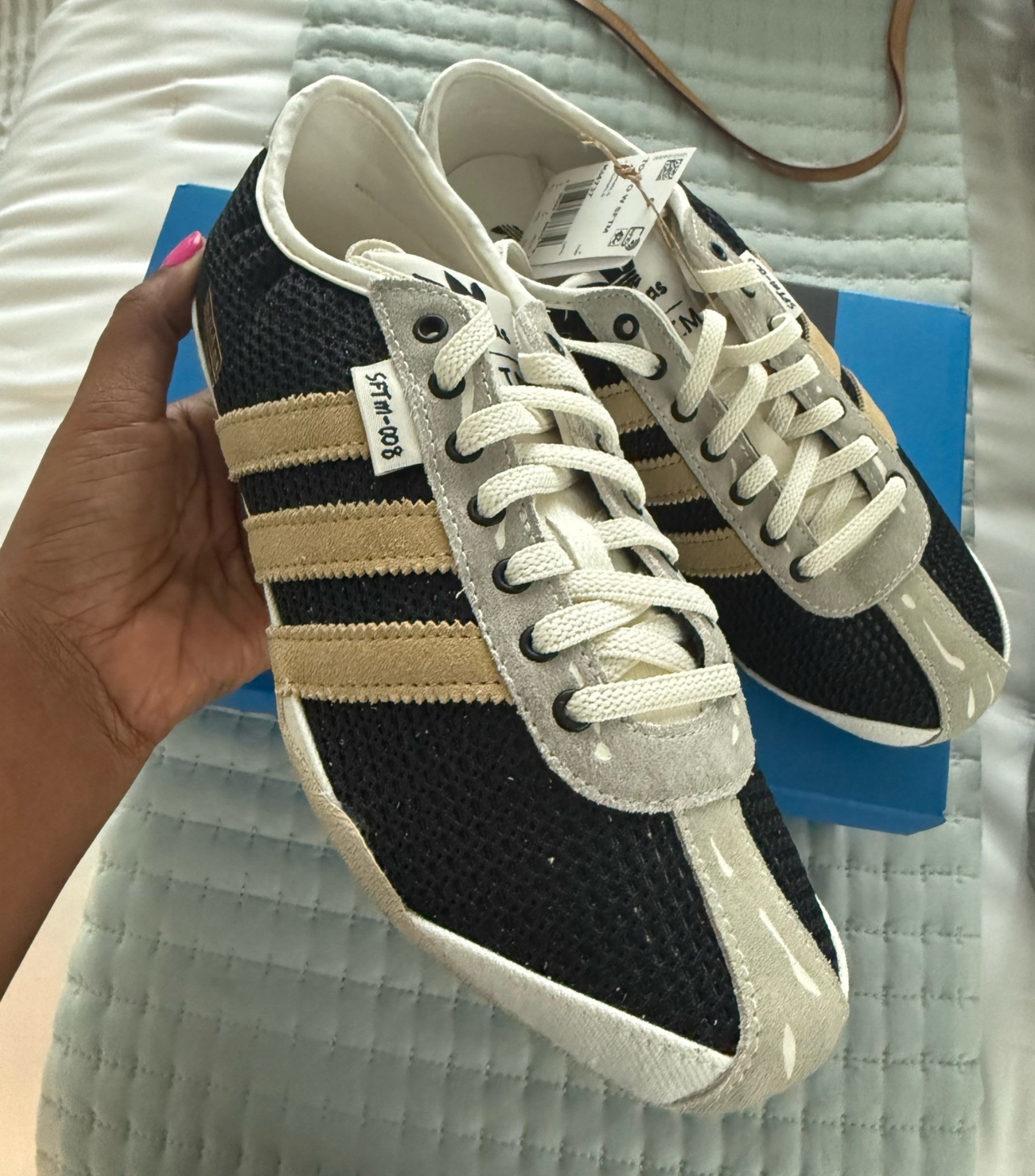 Love my new kicks! Tokyo Sneaker in Core Black, Beige Tone, & Gold Metallic
adidas by Song for the Mute 

They are comfy, cute, chic and soooo eclectic #sneakers #newshoes #adidas

#LTKootd #LTKOver40 #LTKmomlife
