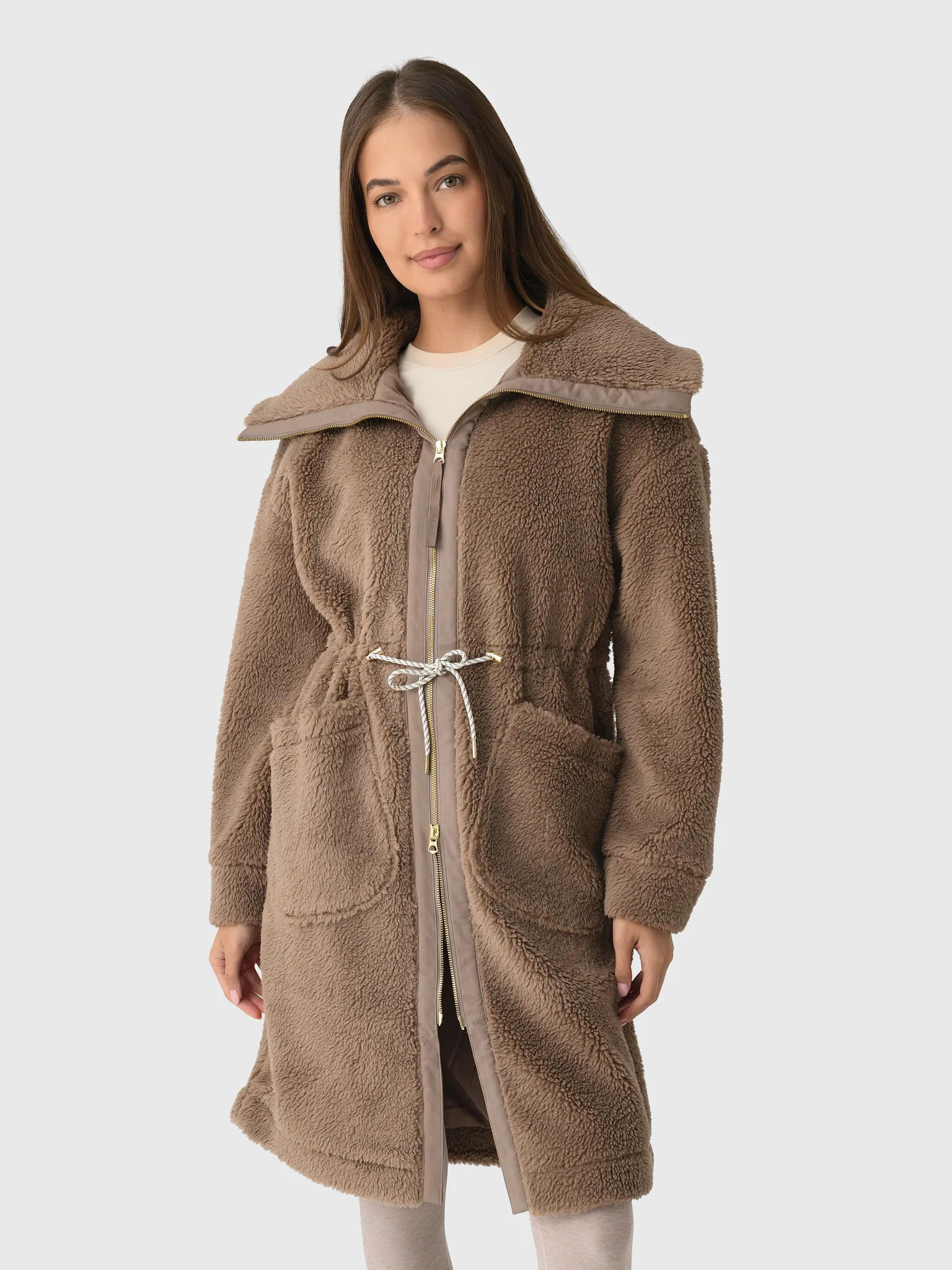 VARLEY
                      
                     Women's Logan Sherpa Coat | Saint Bernard