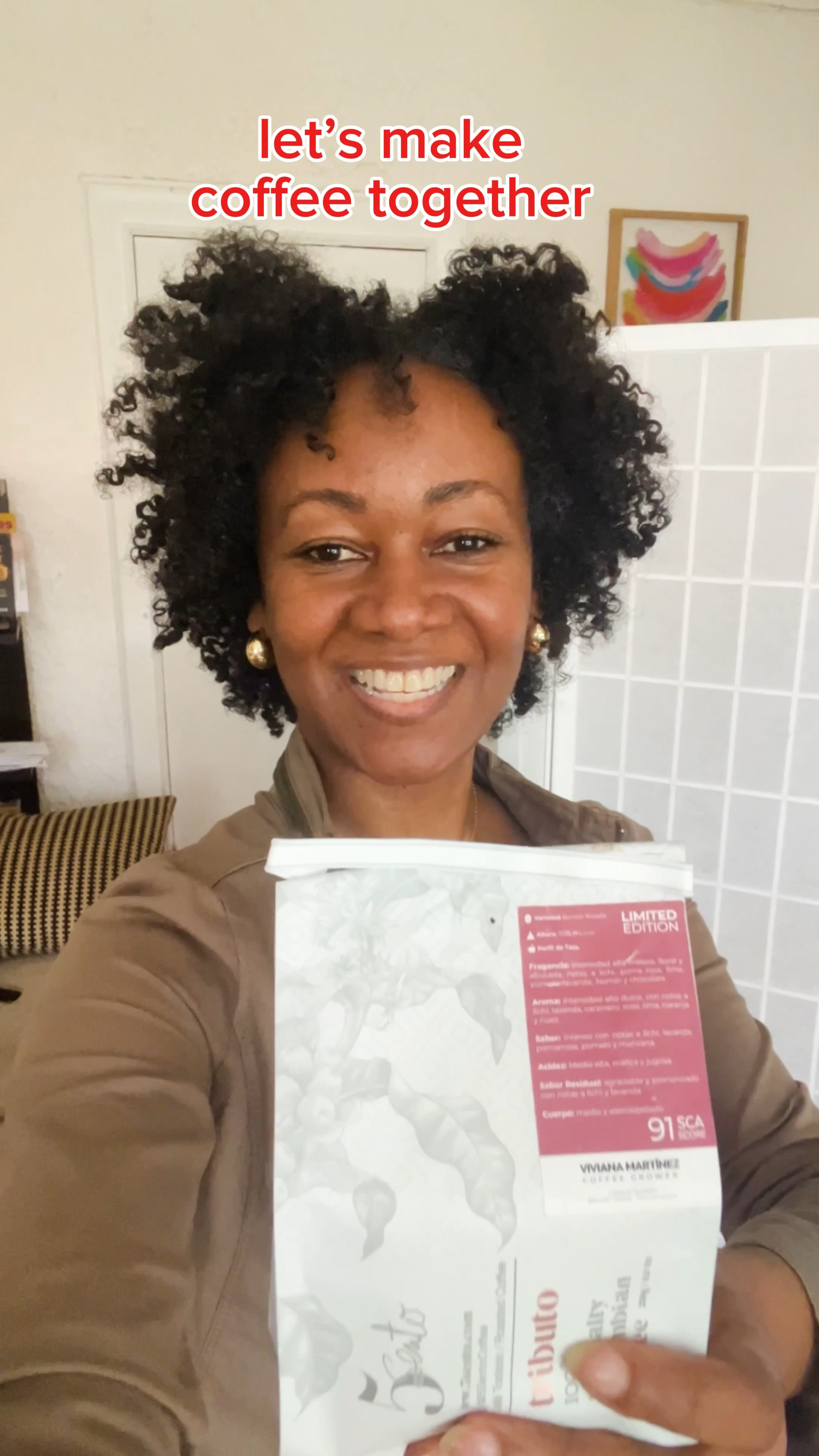 This pour-over coffee maker and tea kettle with a built-in thermometer take my morning coffee to the next level! And this electric milk frother? It whips up the thickest, creamiest froth ever—perfect for lattes at home! ☕✨

#amazonfinds #bodium 

#LTKHome #LTKFindsUnder50 #LTKGiftGuide