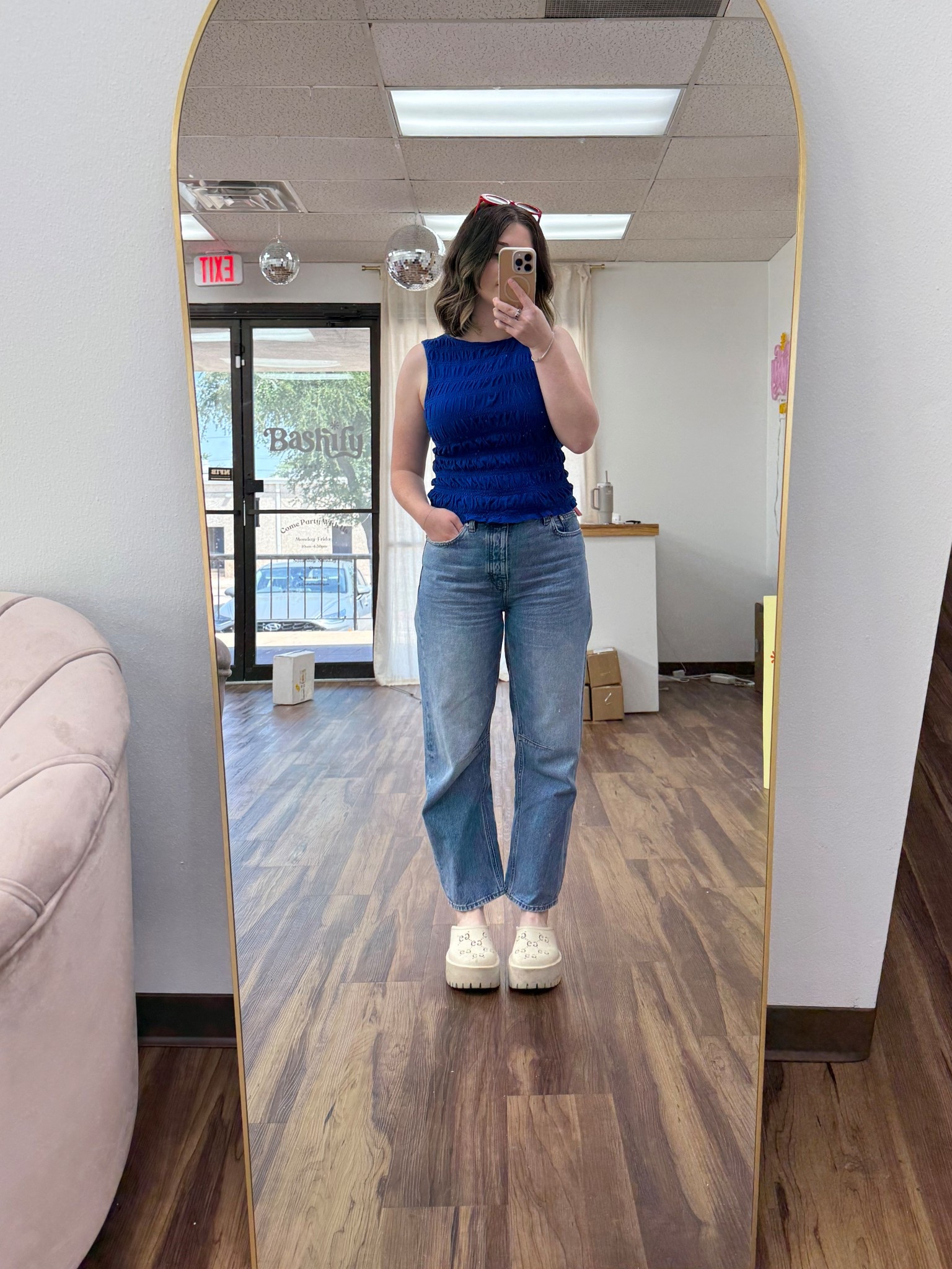 Daily outfit 
Madewell red sunglasses (linked Amazon similar)
Madewell royal blue tank 
Madewell barrel jeans (recommend sizing down on these 💖)
Gucci clogs 

#LTKxMadewell