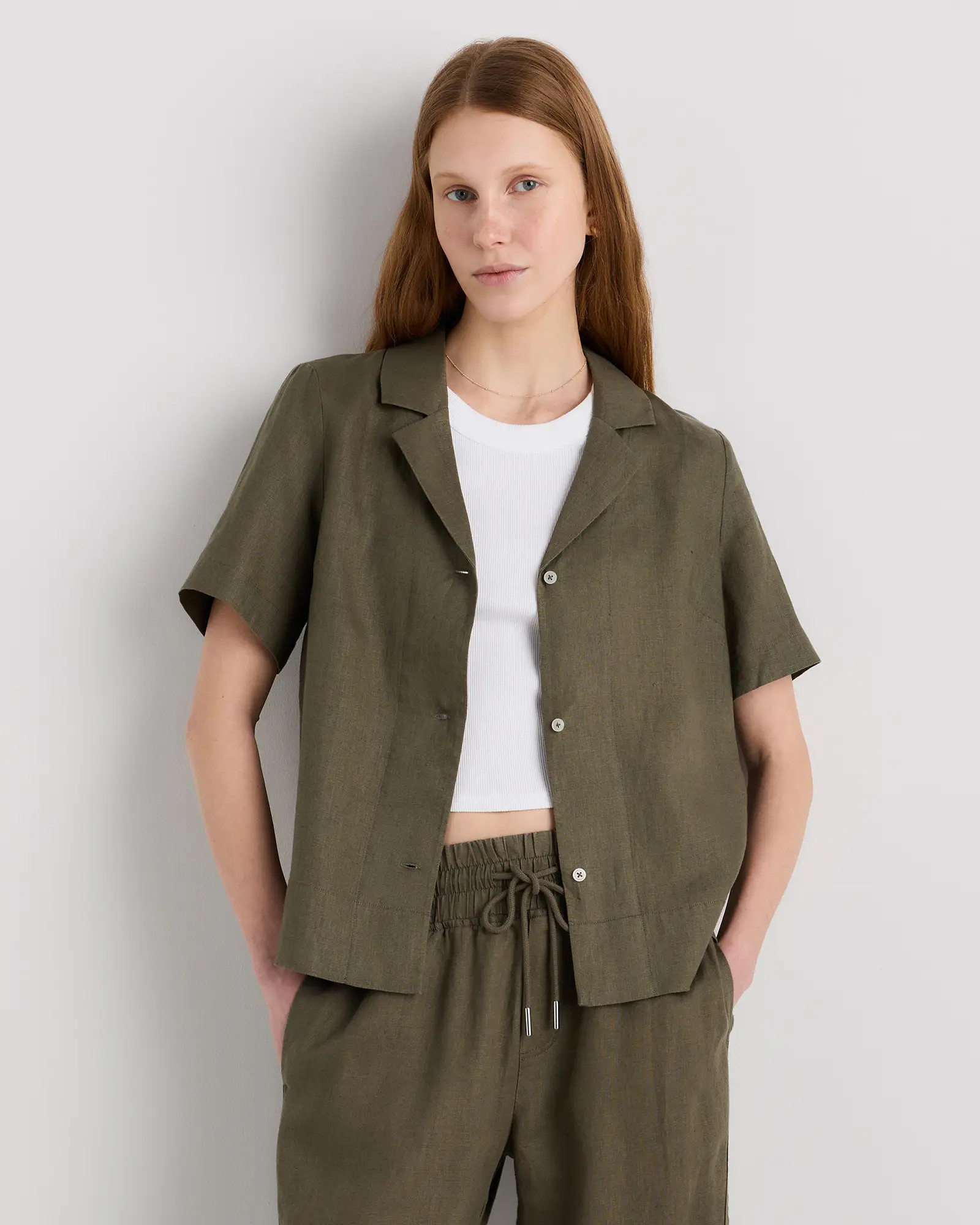 Women's 100% European Linen Short Sleeve Shirt in Bayberry Olive | Quince