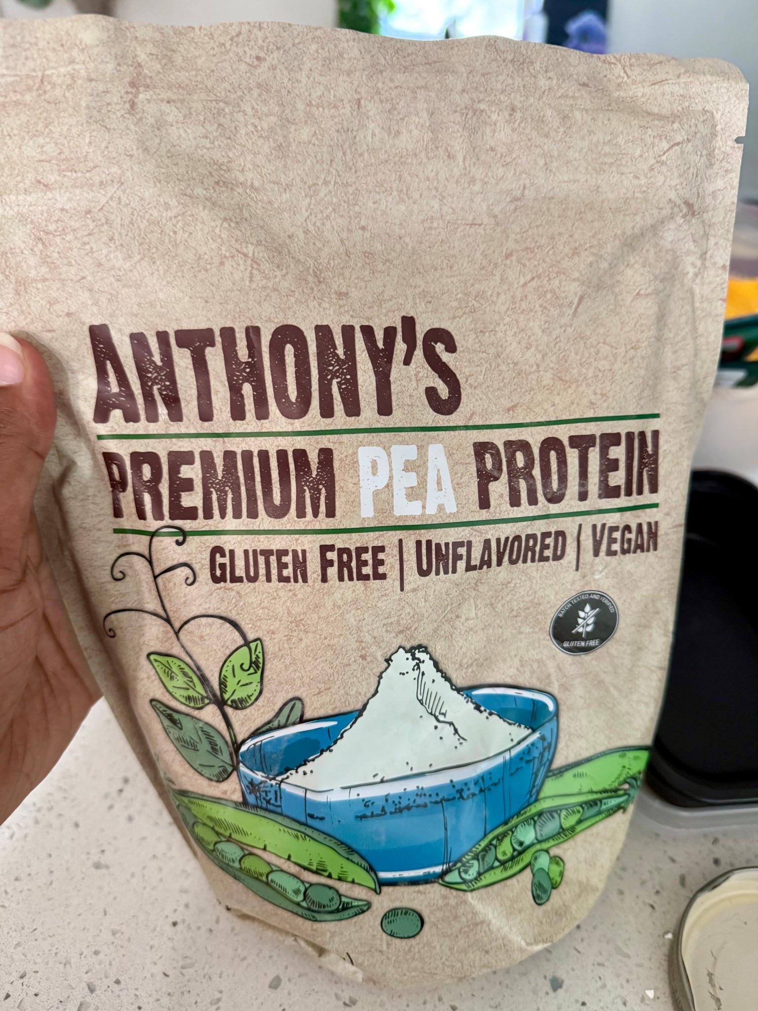 No taste. No flavor vegan protein powder. Works great in roti/chapati/Paratha dough and baked goods (this is where I use it the most). Also in creamy soups, just a tad. 

Also works well in smoothies per other reviews although I havent tried personally. 

#LTKmomlife #LTKfoodie #LTKmorningroutine