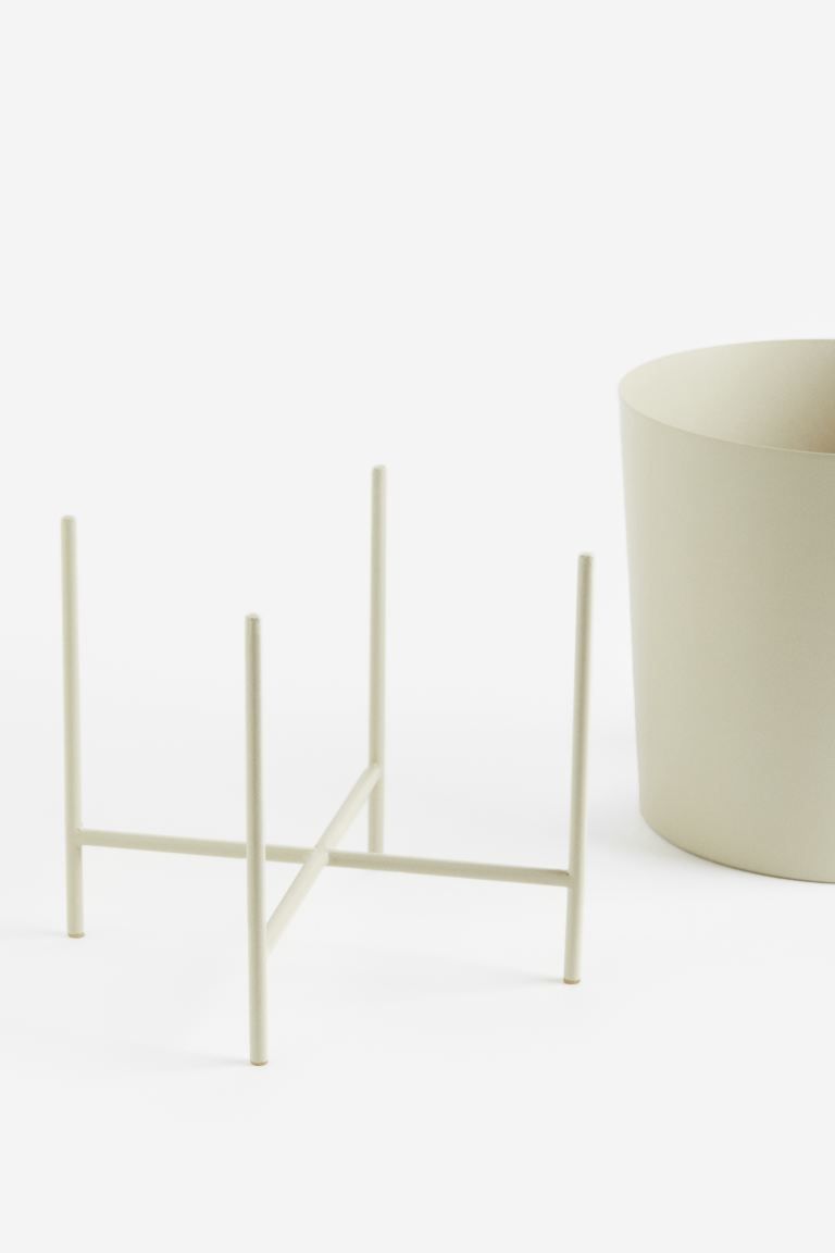 Extra-large Plant Pot with Stand | H&M (US + CA)