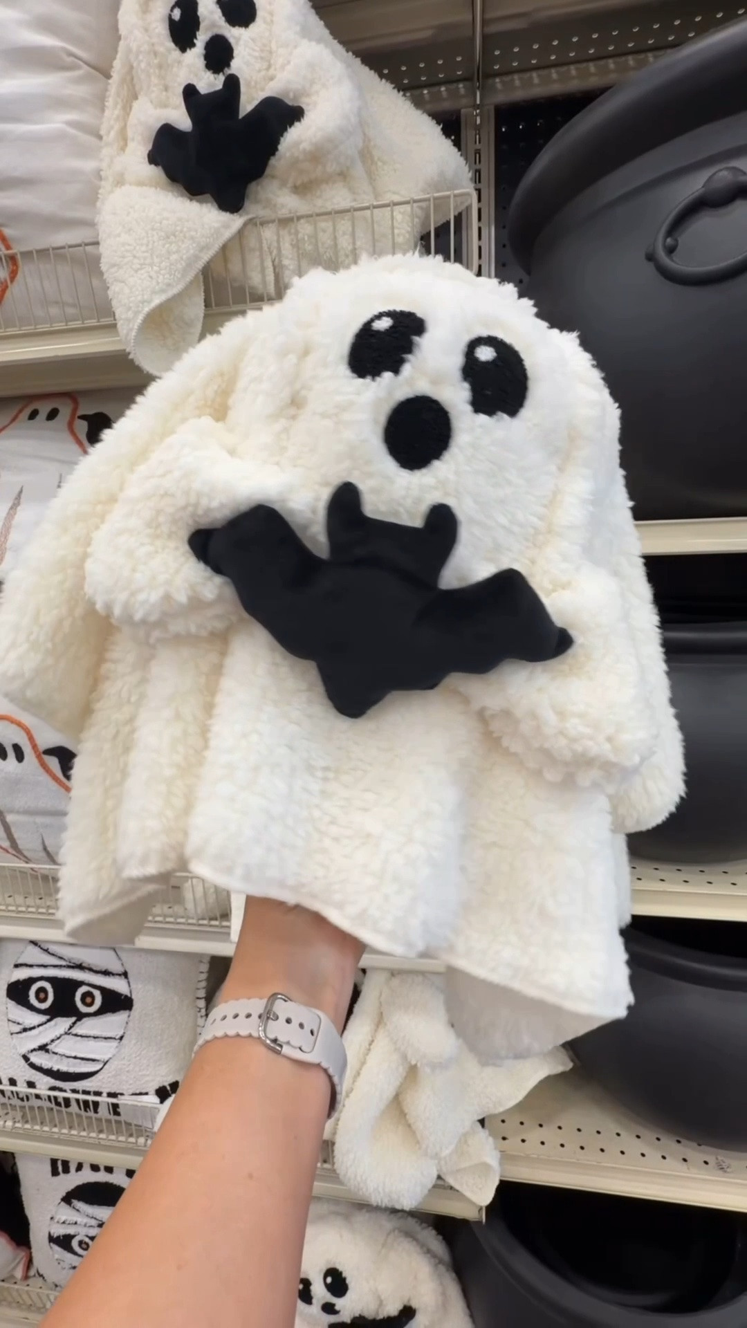 Halloween home decor

#LTKSeasonal