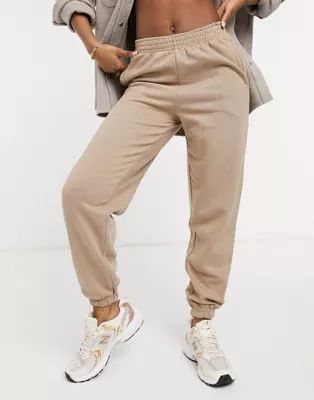 New Look oversized cuffed jogger in mink | ASOS (Global)