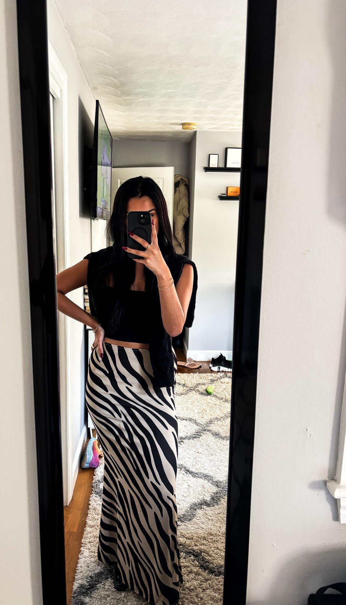 The perfect fall skirt and so versatile .

Fall Fit 
Fall transitional fits 
Revolve 
Fall skirts
Animal Print 
Neutral fits 

#LTKStyleTip #LTKFallSale #LTKSeasonal