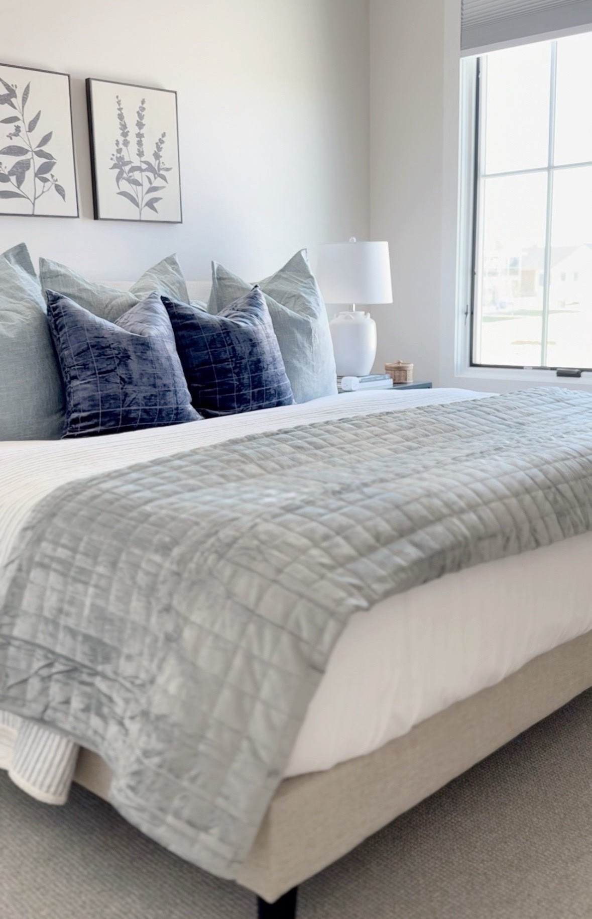 Amazon bedroom 
Amazon finds 

how to layer a bed for winter
best way to layer bedding
winter bed styling ideas
cozy bed layering ideas
layered bed look for winter
winter bedding must haves
cozy bed setup for cold weather

#LTKFindsUnder50 #LTKSaleAlert #LTKHome