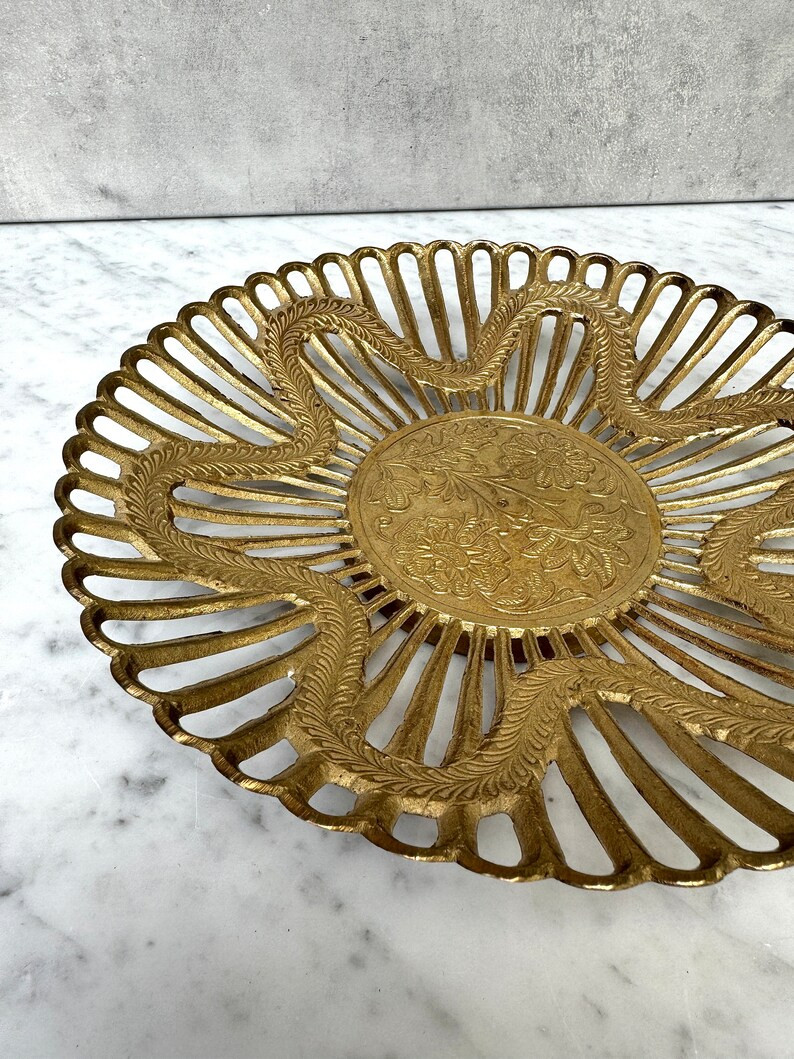 Plato decorativo de latón vintage - Etsy | Etsy (US)