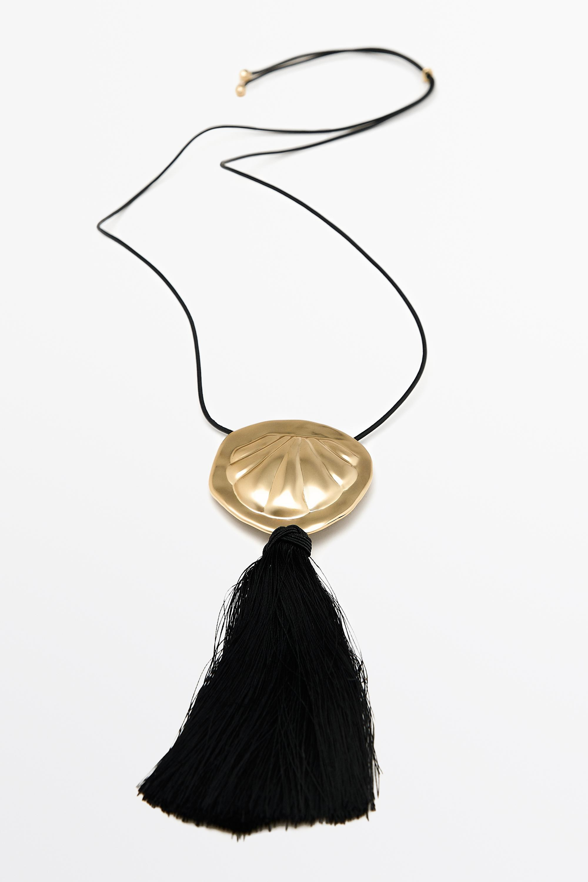 Shell pendant necklace with tassel | Massimo Dutti UK
