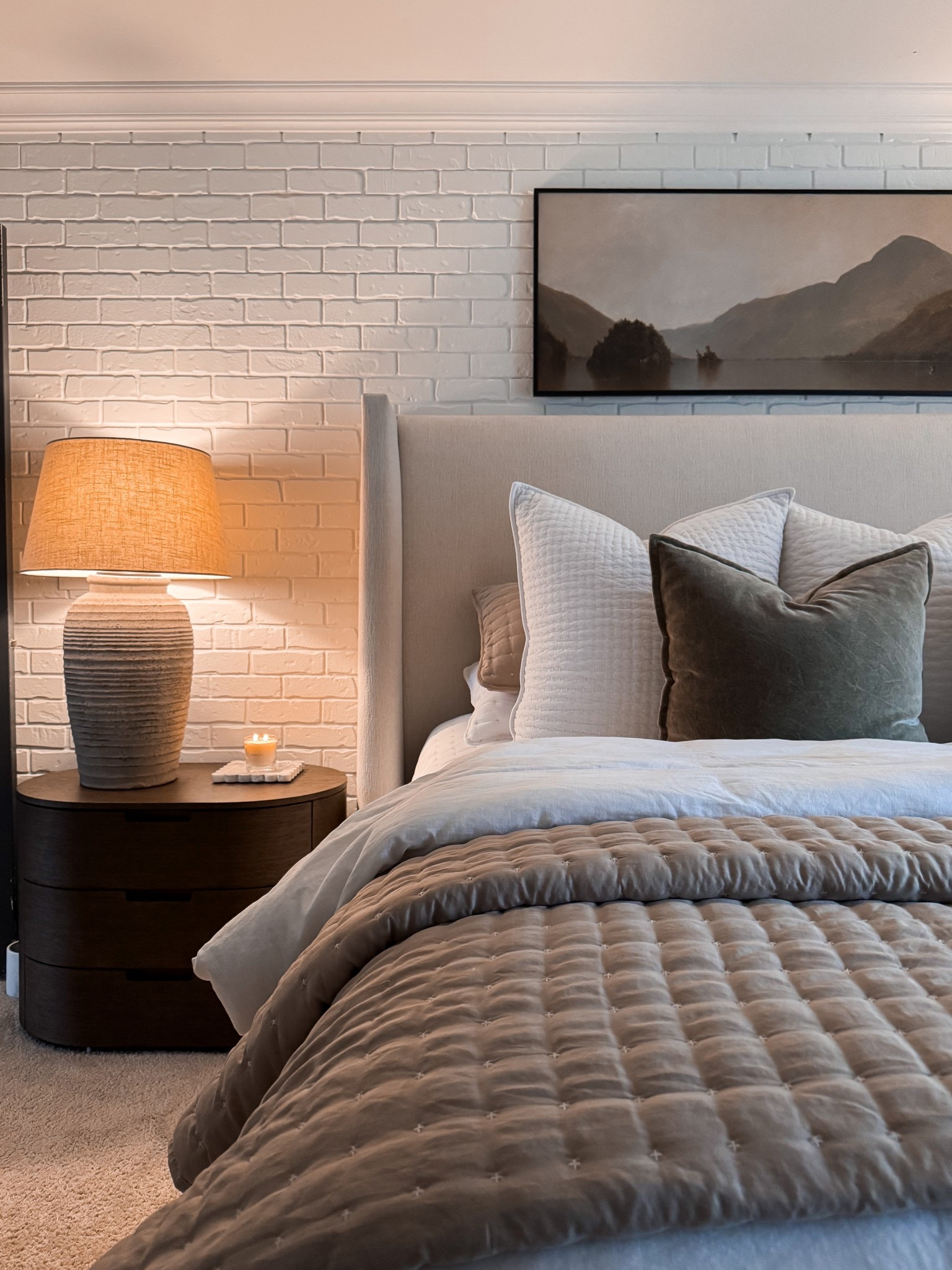 Layered Spring bedding • I grabbed some New lighter weight quilts from Amazon for Spring. They are ultra soft had the prettiest stitch detail and are neutral perfection 🤎🤍 PLUS they are under $50! 

#LTKStyleTip #LTKFindsUnder50 #LTKHome