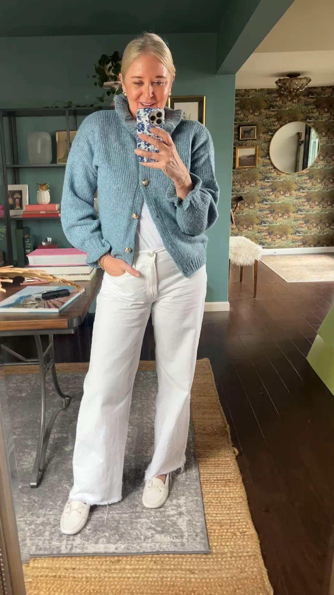 Today’s ootd
Sweater size small
Jeans tts

#LTKootd #LTKOver40 #LTKdayinmylife