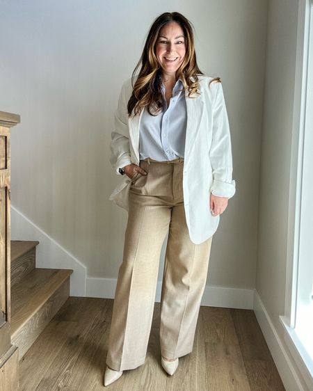 Neutral workwear from @aritzia #aritziapartner 
 
Fit tips: Blazer wearing XL, need L // Blouse tts, L // Pants run REALLY small wearing 14 but need even larger so pleats don't pull

Spring  spring outfit  workwear  neutral spring workwear  lightweight blazer  summer outfit  summer workwear  the recruiter mom  

#LTKmidsize #LTKSeasonal #LTKworkwear