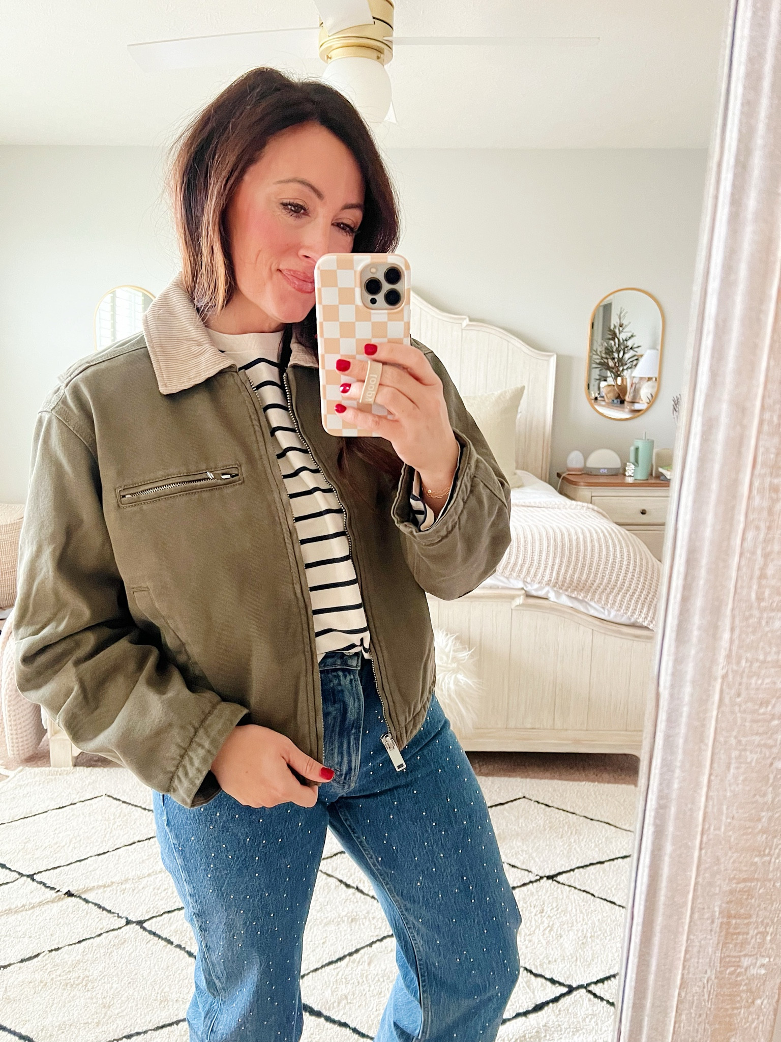 • medium jacket 
• medium tee
• size 28 curve denim 

#LTKHoliday #LTKSaleAlert #LTKCyberWeek