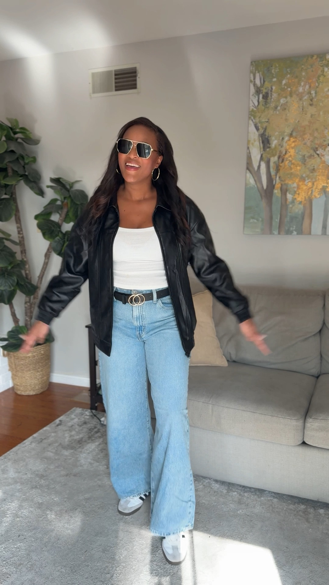 I had to get the viral leather jacket… I’m obsessed and thinking about grabbing other colors and I can’t believe this price! Along with my new favorite jeans… This outfit will be on repeat! 