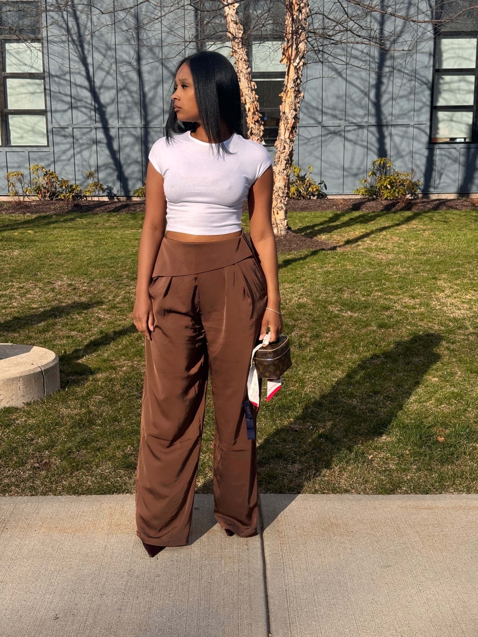 Spring is in the air. So, it’s only right we give a little spring vibes with the outfit 🤎

#LTKgrwm #LTKootd #LTKU