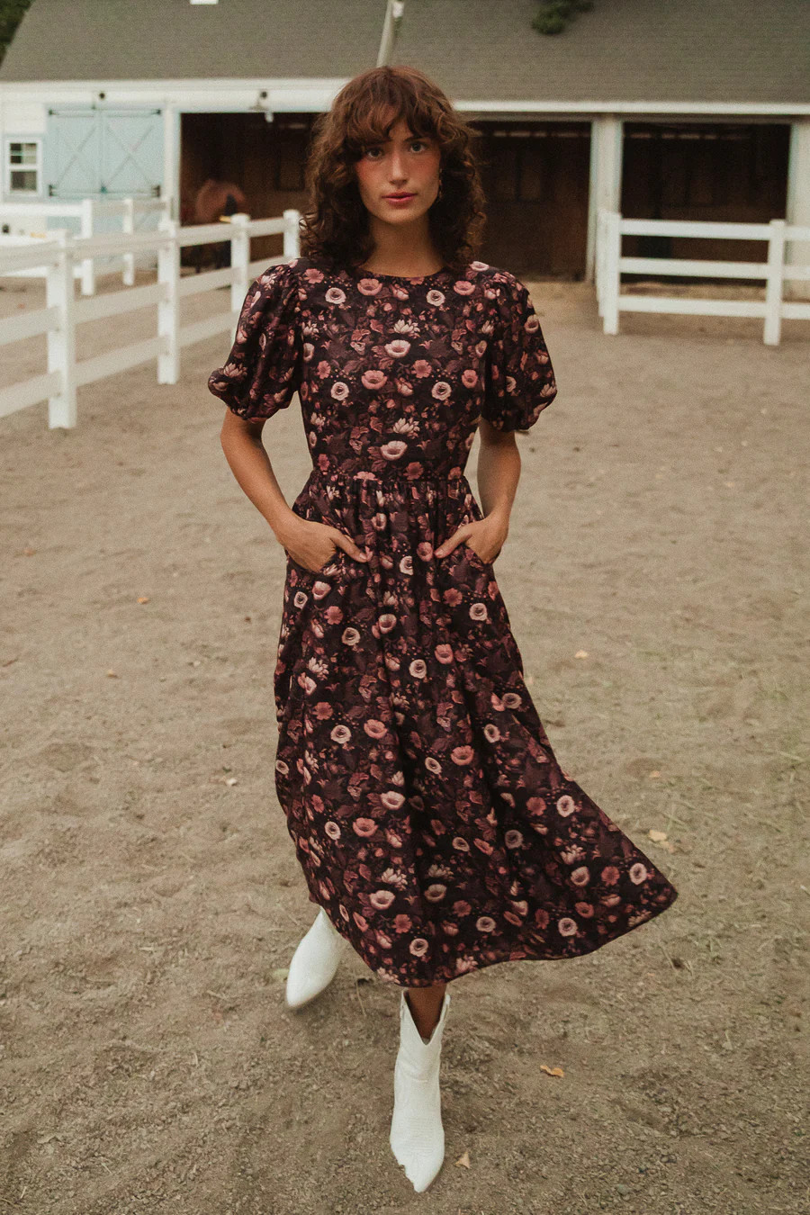 Odette Dress in Moody Floral | Ivy City Co