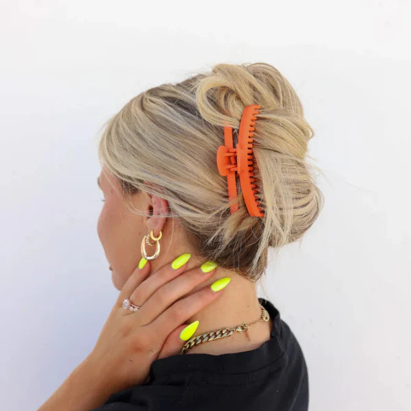 Kaxi Midi Hold Everything Claw | EB and Co.