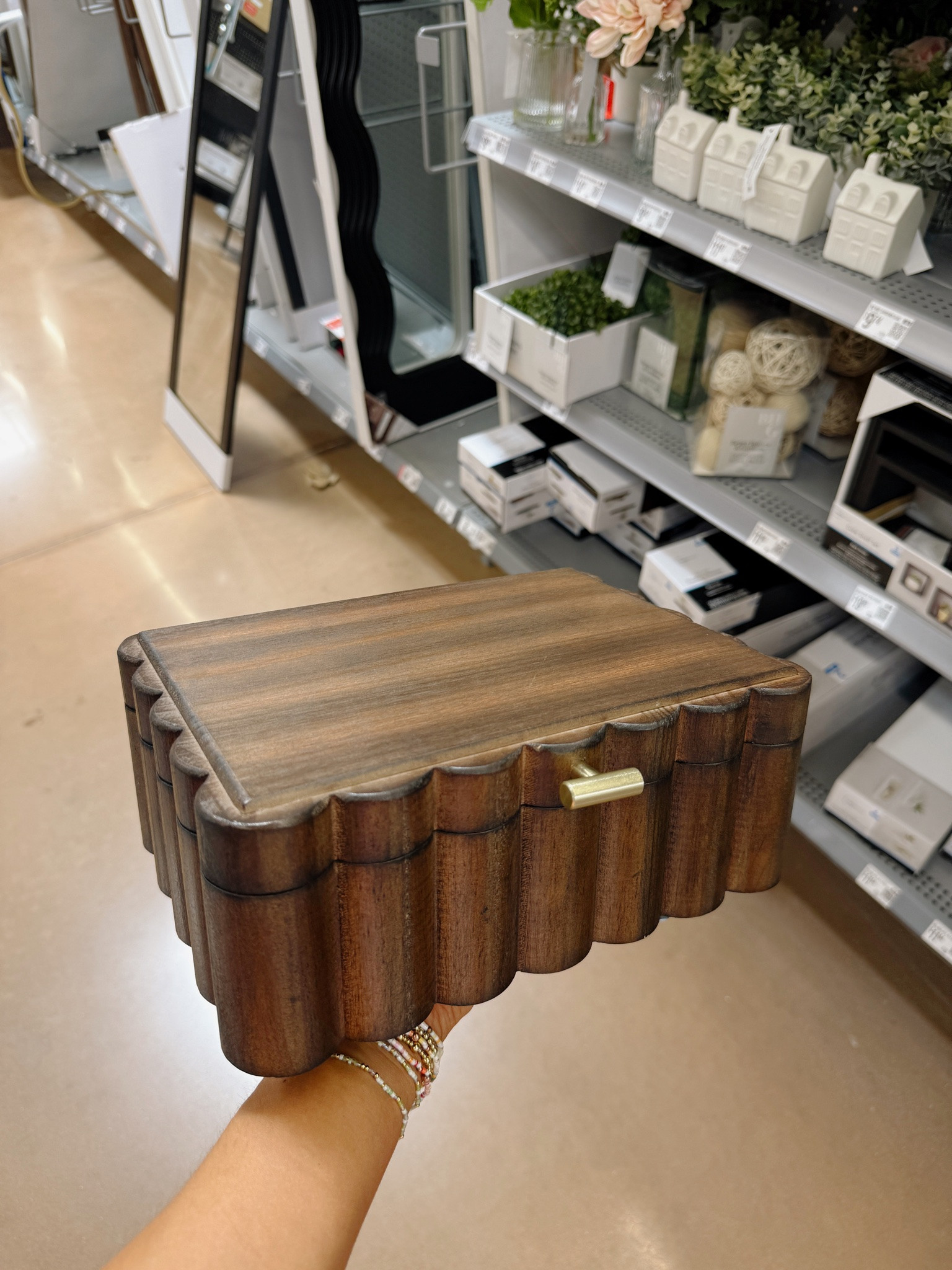 Scalloped heirloom inspired trinket box 🧸

#LTKHome
