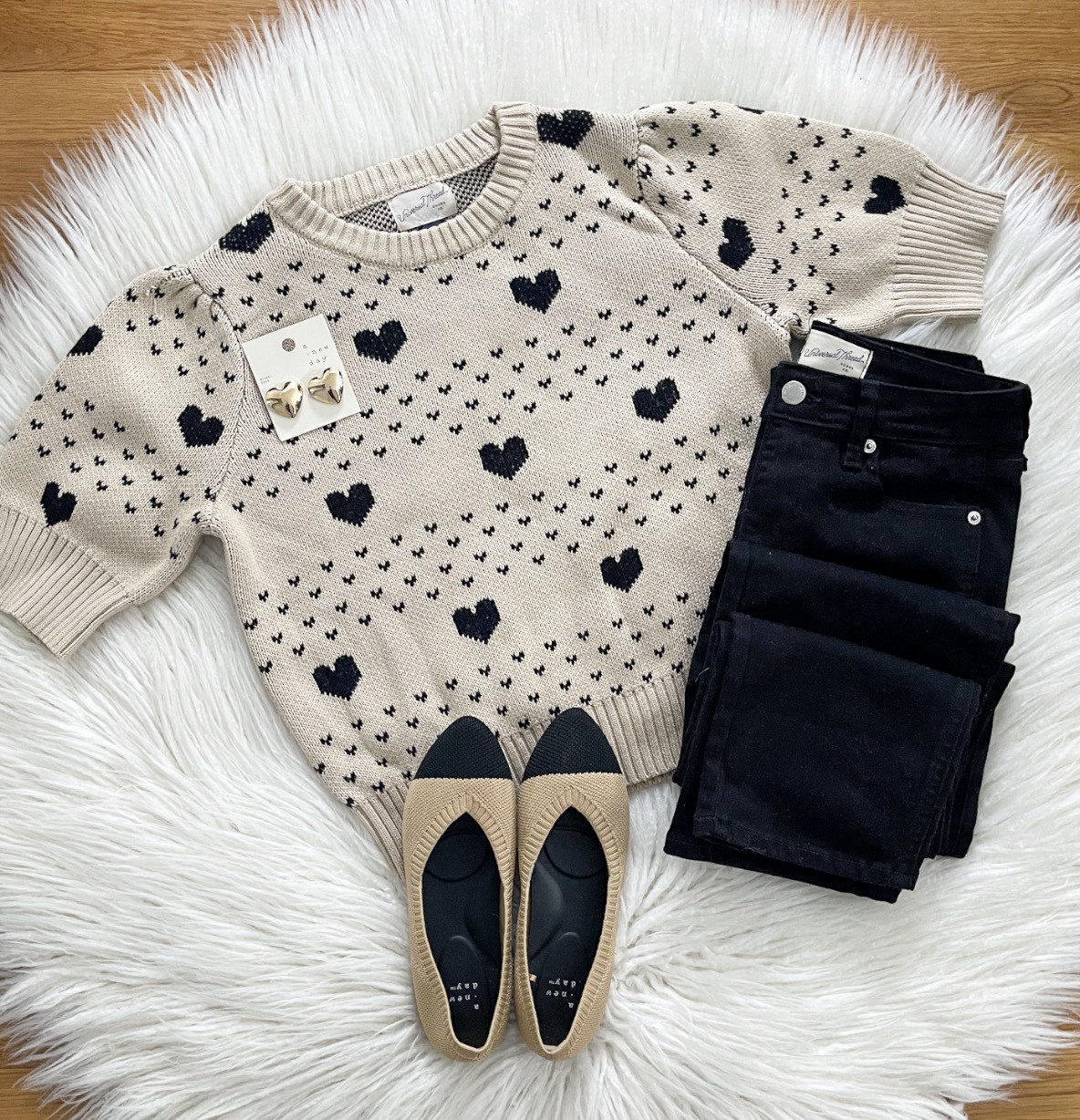 New Valentines Sweaters! 🖤

#LTKFindsUnder50 #LTKootd