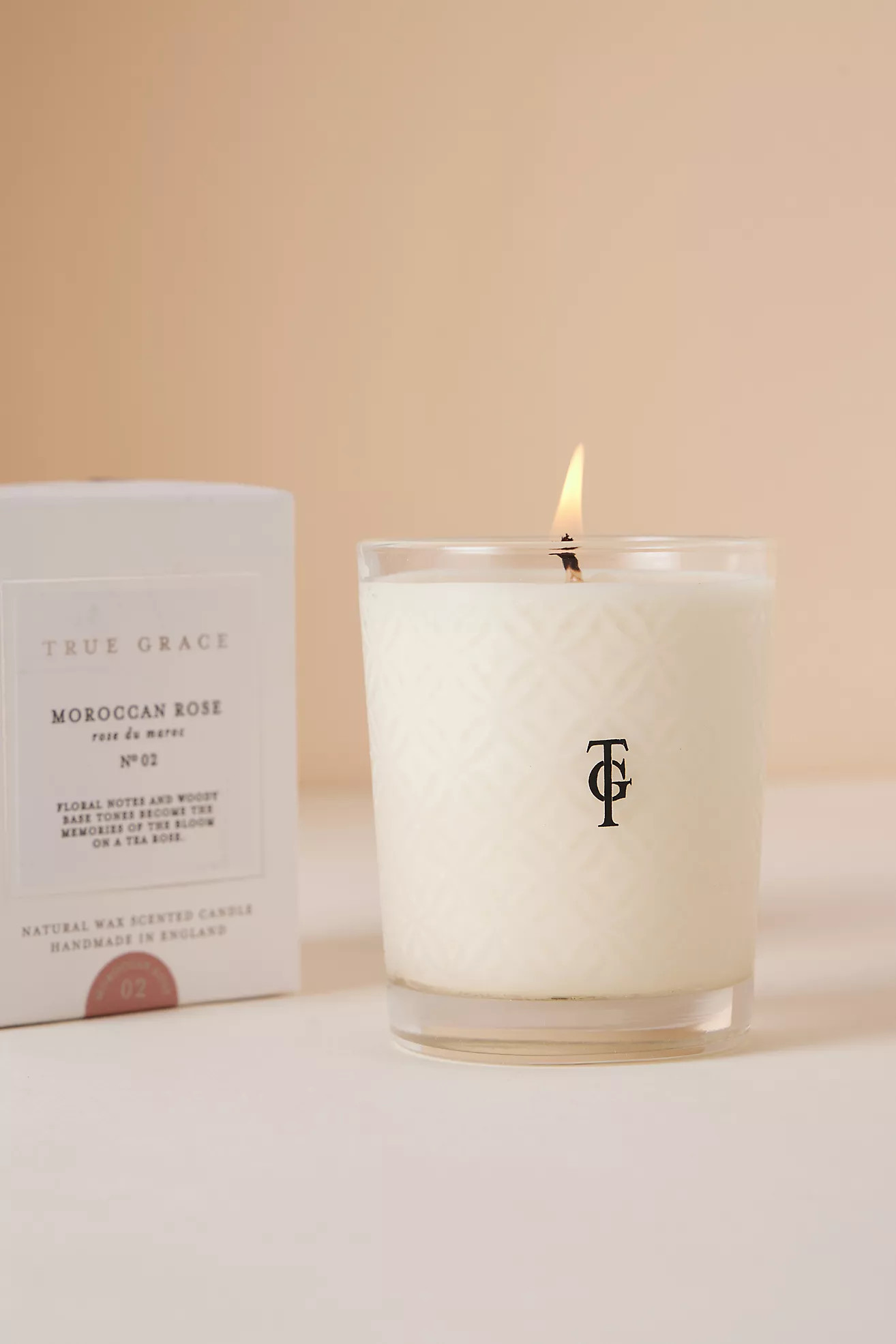 Bougie dans un bocal en verre True Grace | Anthropologie (EU)