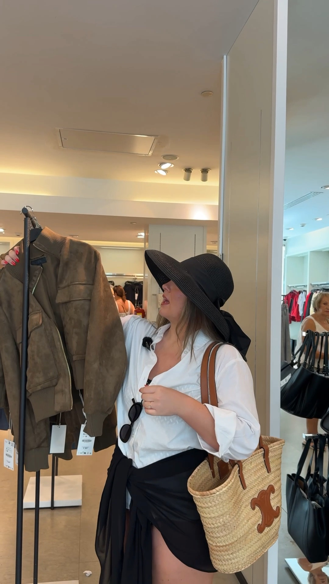new in Zara, Spain📍 

store shopping / in person shopping / euro shopping / Zara new in / autumn finds / autumn trends / jacket season

#LTKautumn #LTKFashionMonth #LTKuk