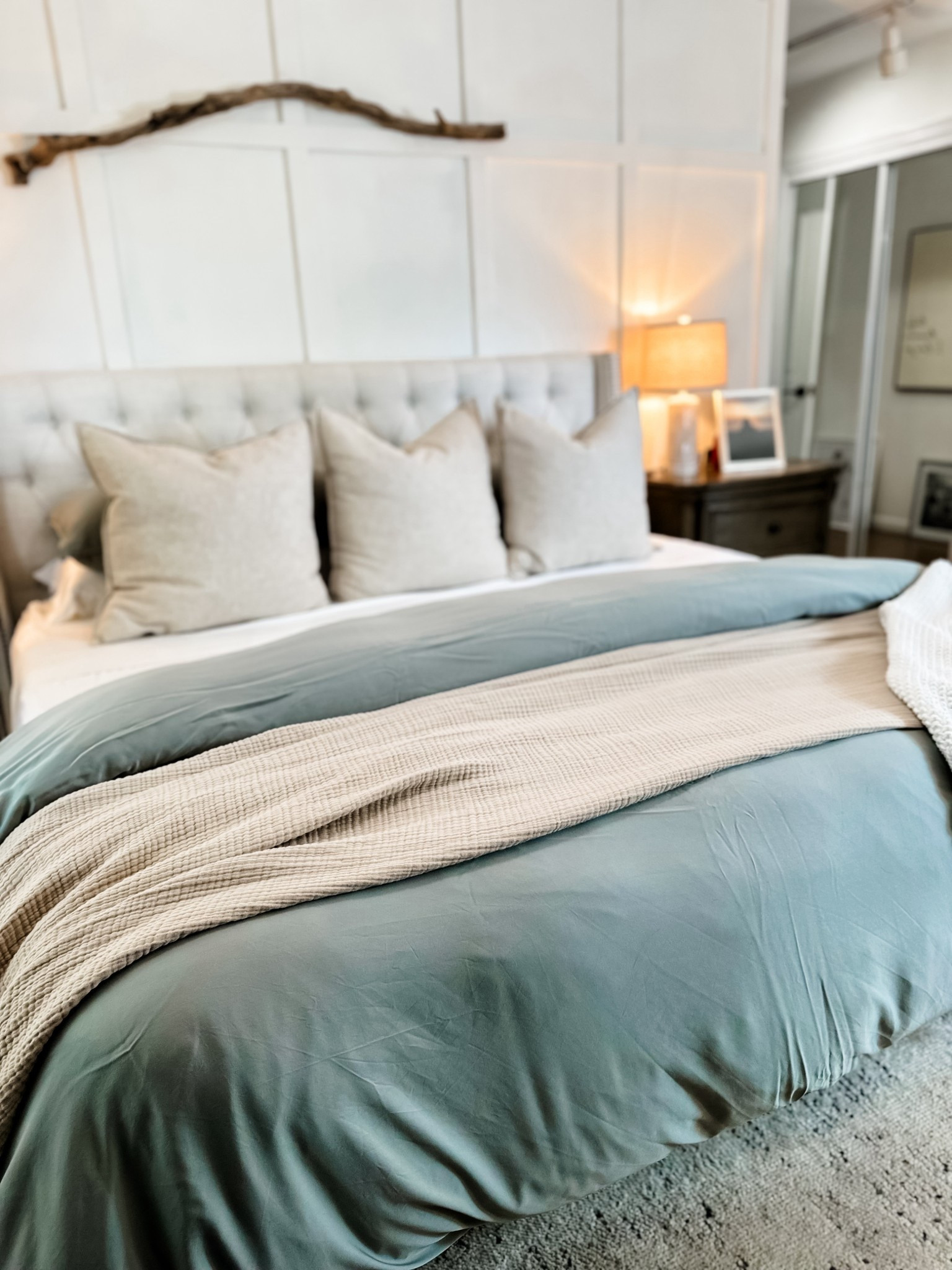 🛏️ “Simple. Quick. Luxe. 🖤 My everyday bed-making hack featuring @onequince bedding. It washes beautifully, feels amazing, and instantly elevates the bedroom. Shop all the pieces I used below ⬇️ #quincepartner”

#LTKFindsUnder50 #LTKStyleTip #LTKHome