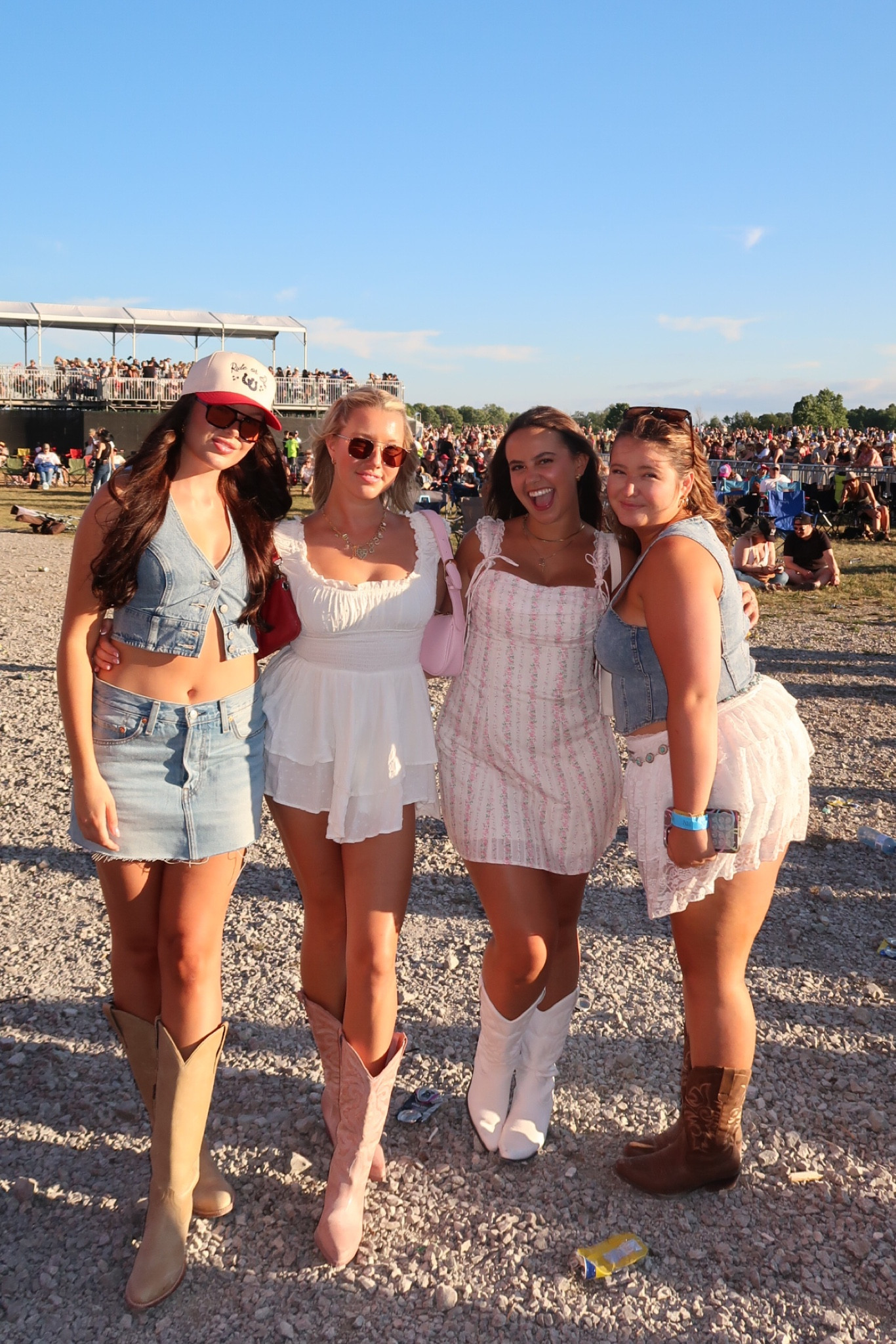 outfit inspo for country music festival 

#LTKStyleTip #LTKParties #LTKFindsUnder100