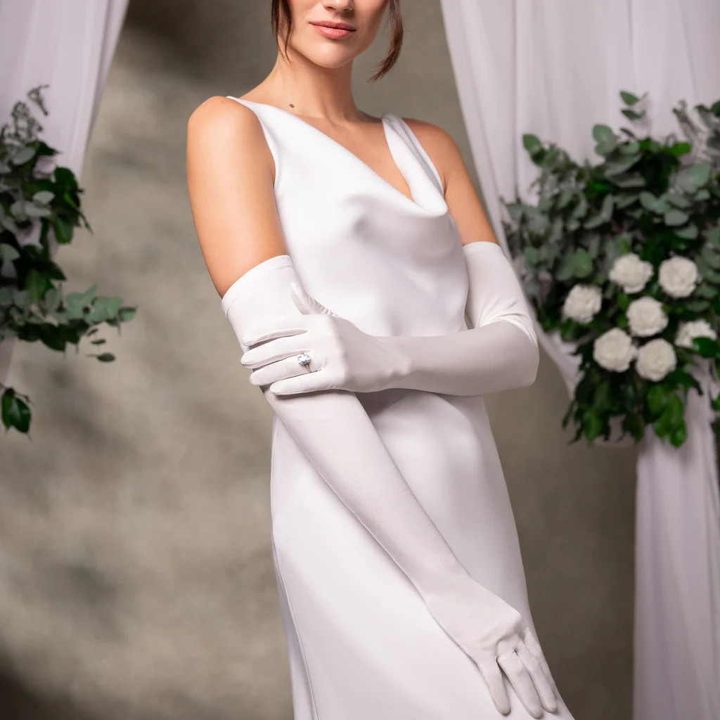 Desdemona | Bridal Silk Opera Glove | Cornelia James