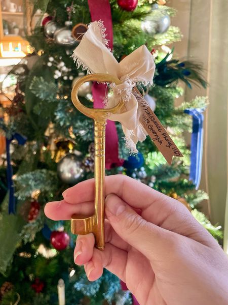 DIY vintage key housewarming address ornament
Chiffon ribbon


#LTKGiftGuide #LTKhome #LTKfindsunder50