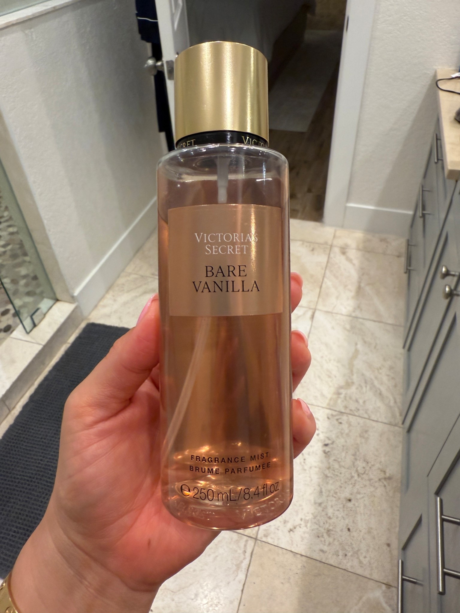 Victoria Secret Bare Vanilla 

#LTKBeauty #LTKHome #LTKFindsUnder50