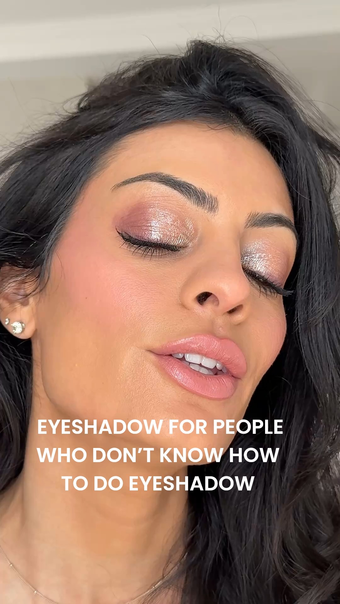 Shades used: champagne ice, dusty rose, pearl

#LTKSeasonal #LTKBeauty #LTKgrwm