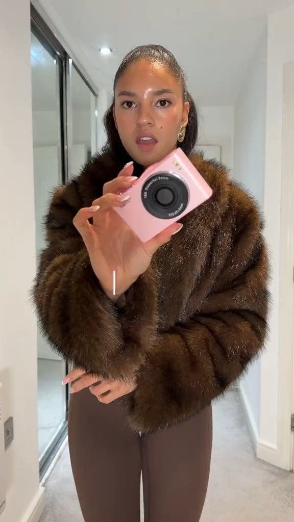 The perfect gift idea for the girlies 📸🎀 A **digital camera** for capturing all the cute little moments — such a fun addition to any gift list!

#GiftIdeasForHer #GiftIdeas #DigitalCamera #CameraGift #GiftGuide #Girlies #ChristmasGiftIdeas #BirthdayGiftIdeas #GiftsForHer #TechGifts #LTKGiftGuide #LTKCreator #LTKFinds #GiftInspo

#LTKautumn #LTKgiftguide